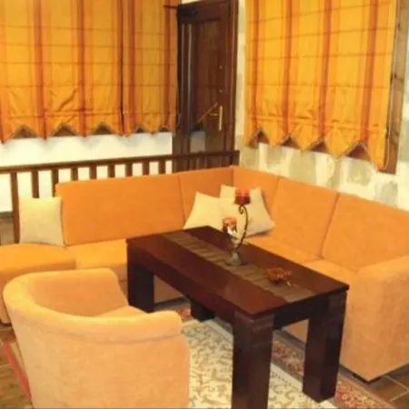 Vigla Ias 2 باراديسوس